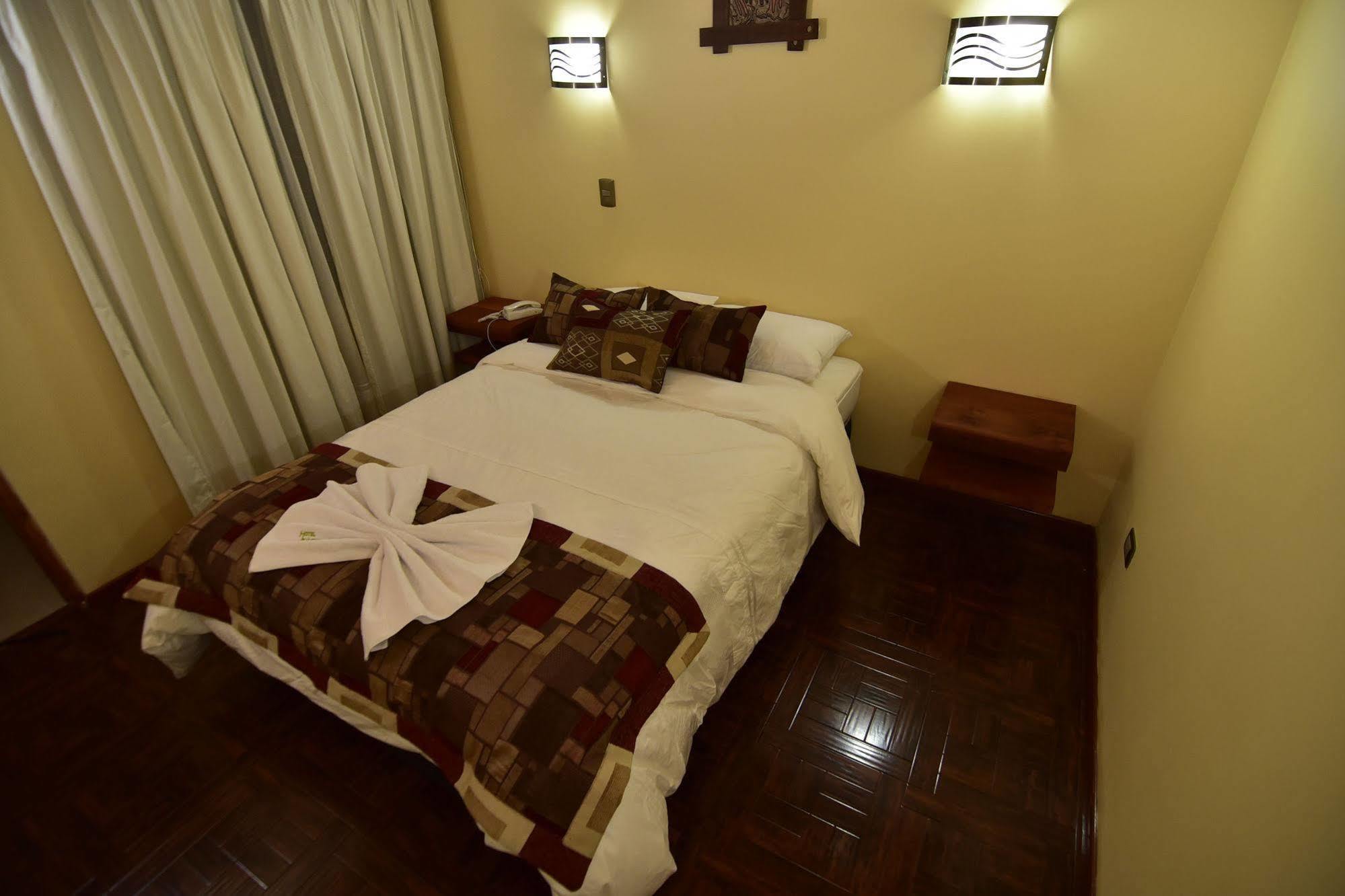 Hotel Rustico Calama Esterno foto